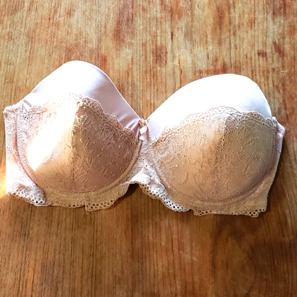 Delta burke convertible strapless bra size 38D